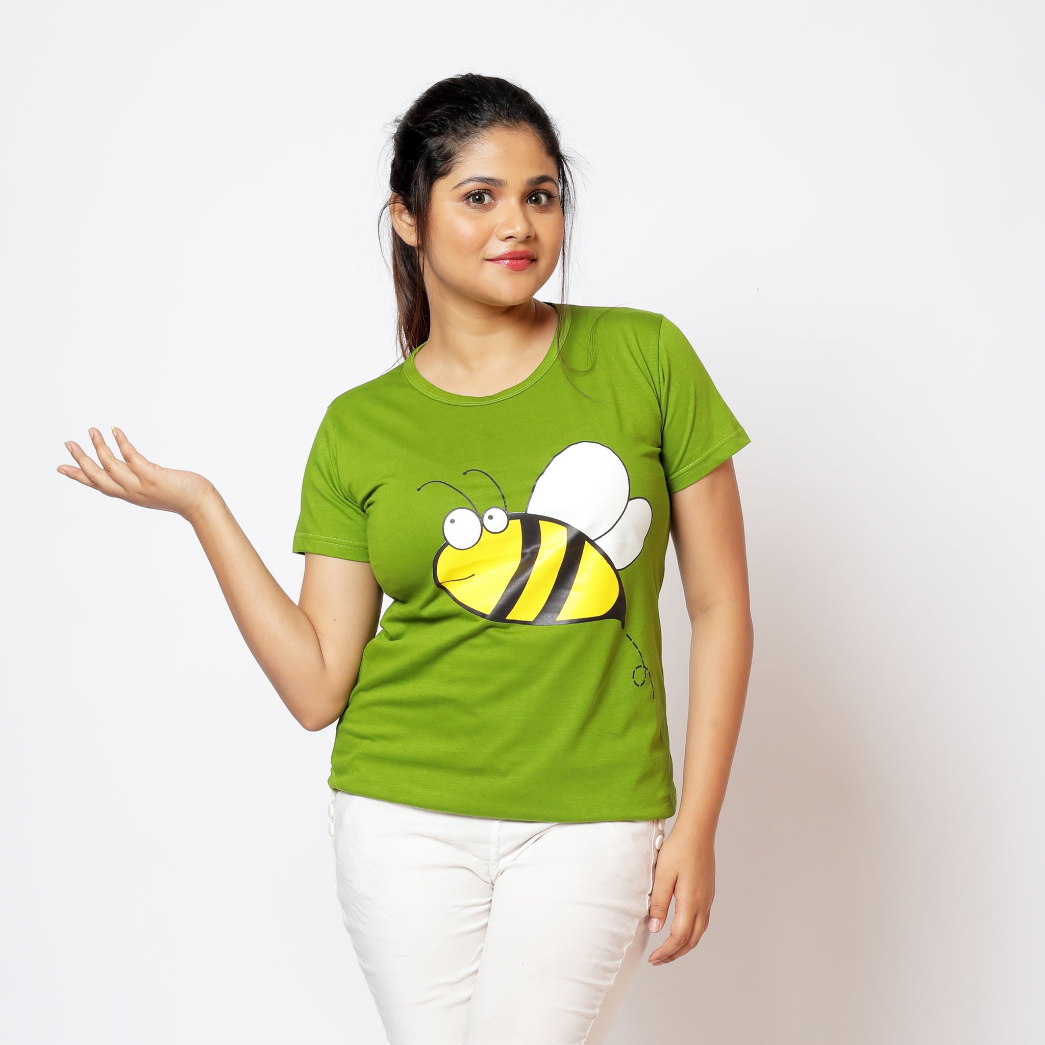 Women Round Neck Green Miss Bee Cotton T-shirt